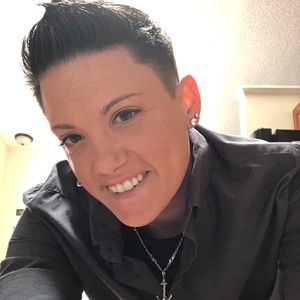 Meet your Posher, Kristin